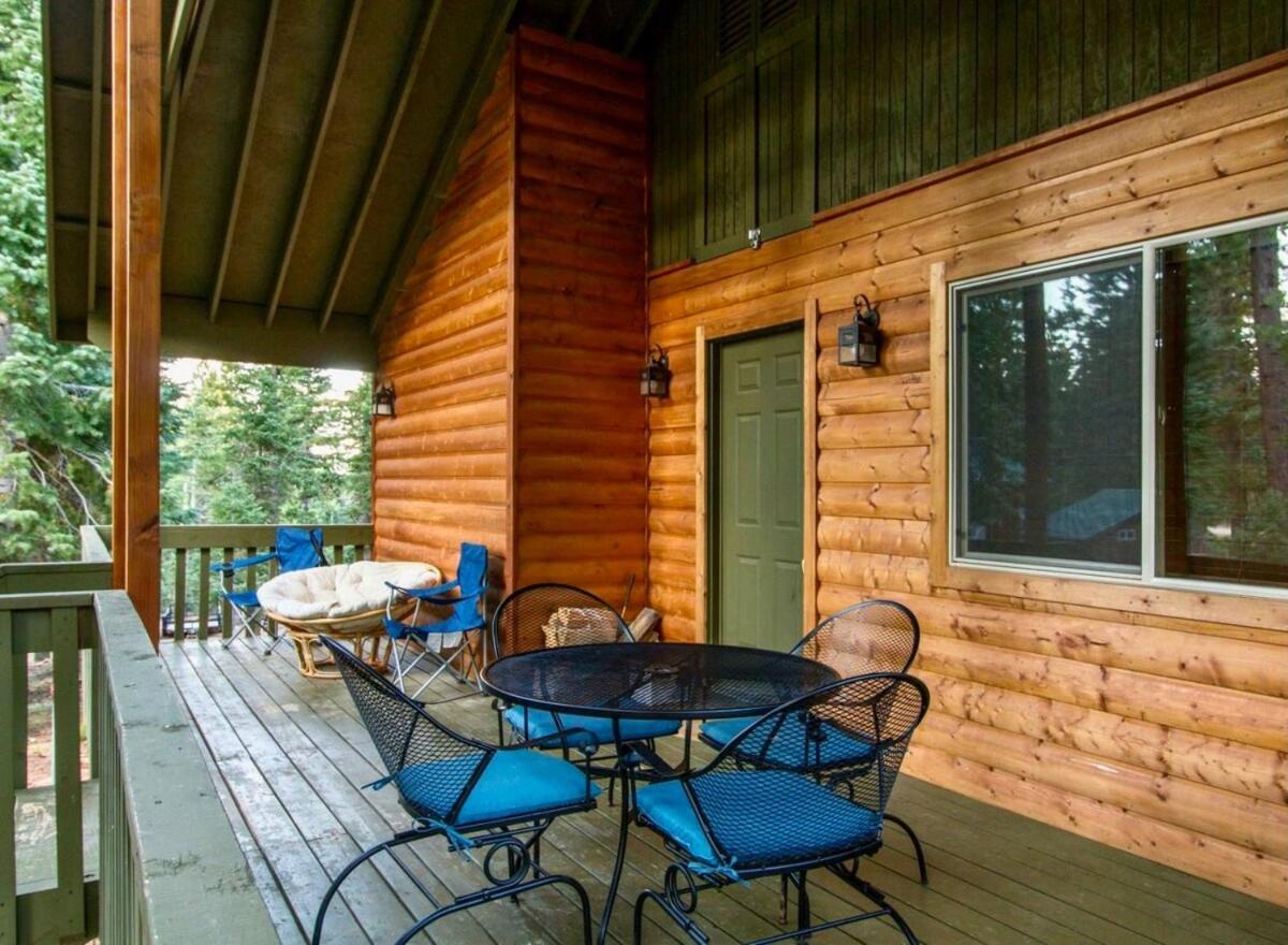 Lovely Log Cabin With Fire Pit! Duck Creek Village Exterior foto